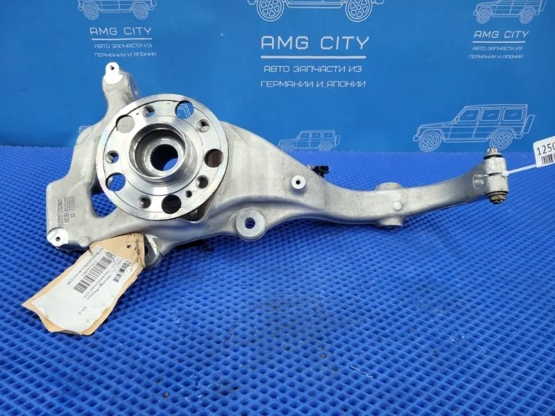 Кулак поворотный передний левый Mercedes-Benz