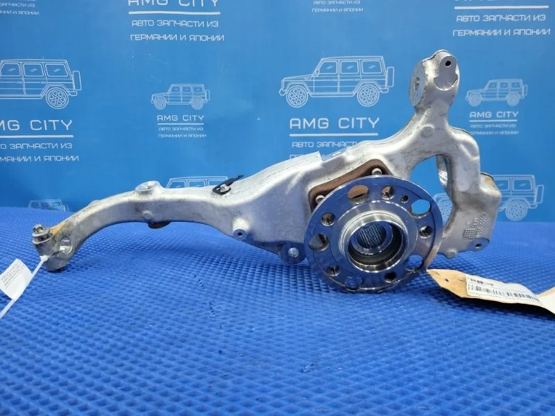 Кулак поворотный передний правый Mercedes-Benz