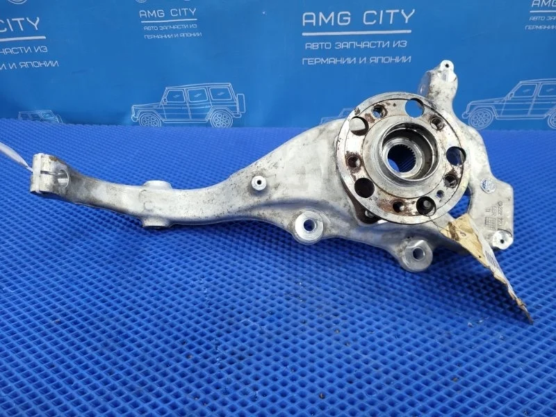 Кулак поворотный передний правый Mercedes-Benz