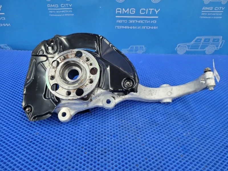 Кулак поворотный передний левый Mercedes-Benz