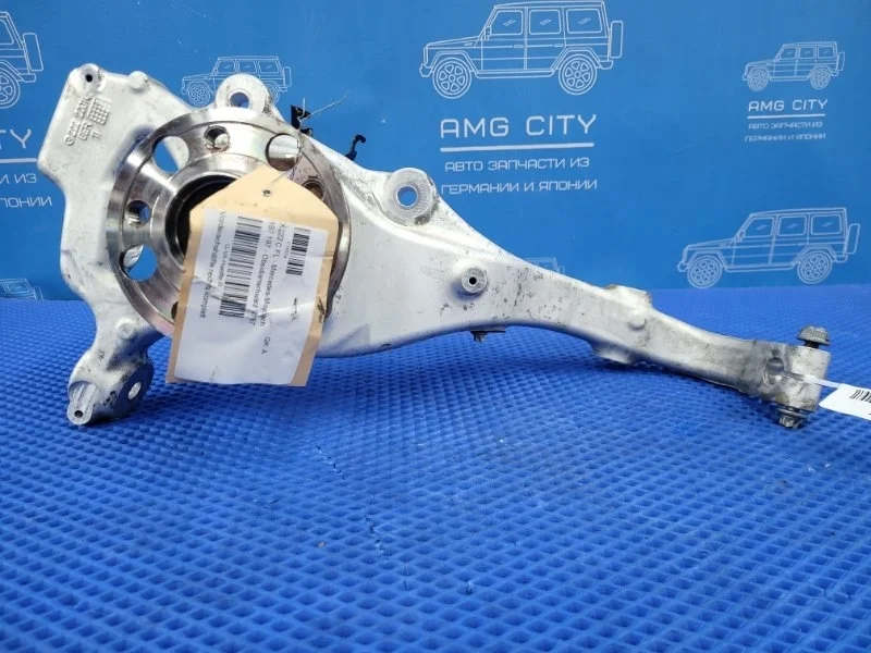 Кулак поворотный передний правый Mercedes-Benz
