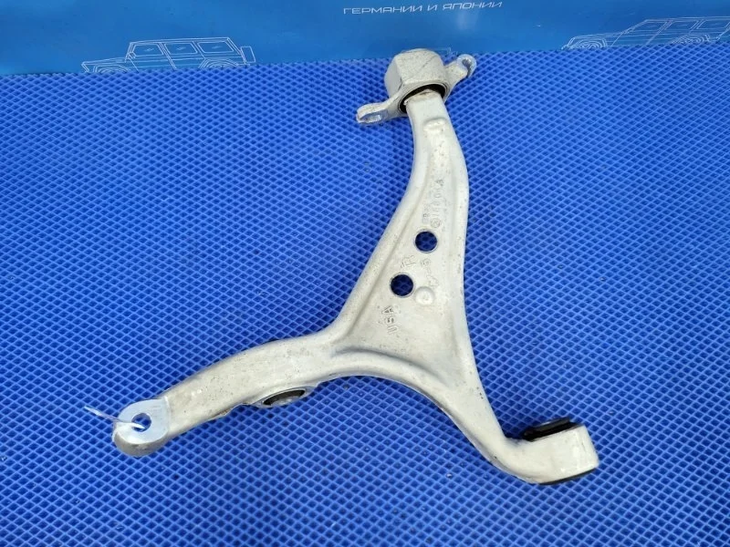 Рычаг подвески нижний передний правый
