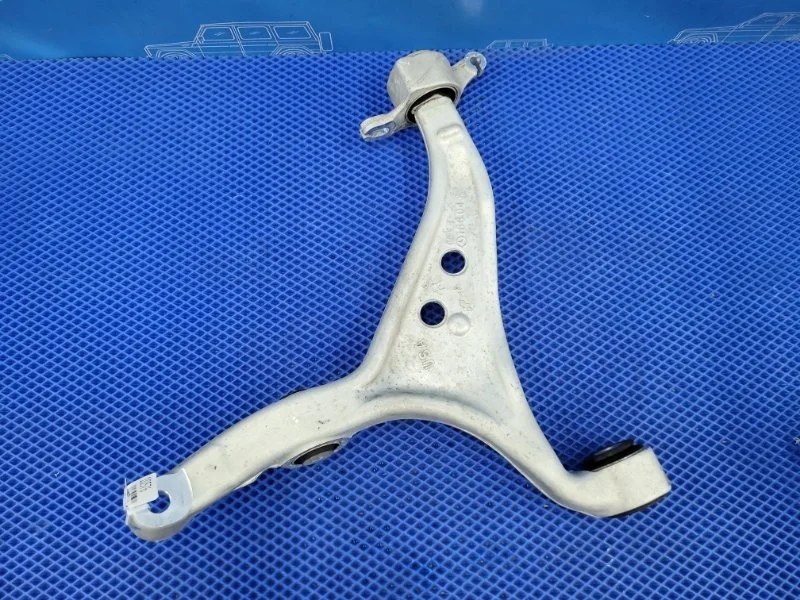 Рычаг подвески нижний передний правый