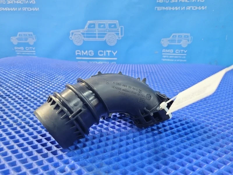 Патрубок Mercedes-Benz B-class W247 ОМ654920 2019