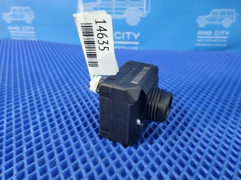 Замок зажигания Mercedes-Benz C-class W204 М271820