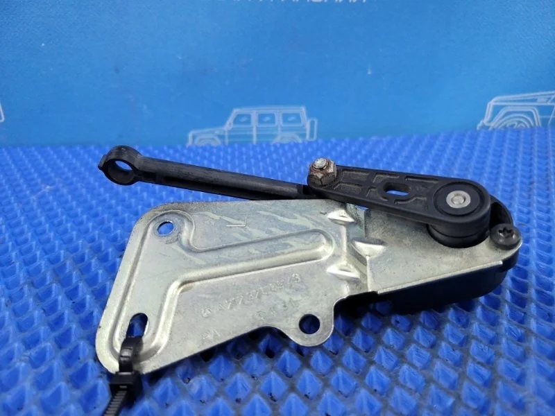 Датчик положения кузова задний Mercedes-Benz