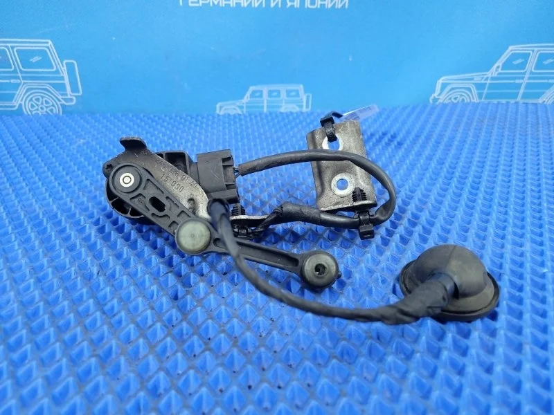 Датчик положения кузова задний Mercedes-Benz