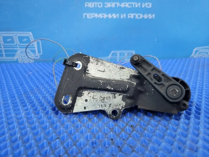 Датчик положения кузова задний Mercedes-Benz