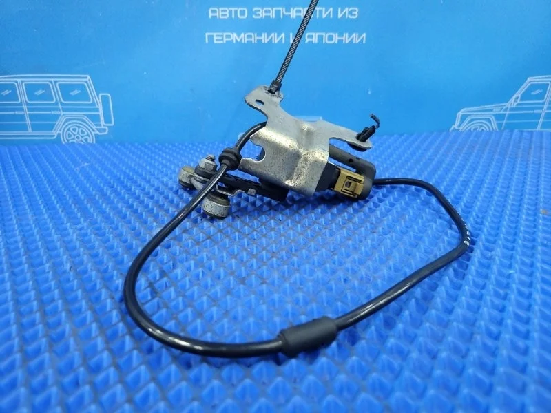 Датчик положения кузова задний Mercedes-Benz