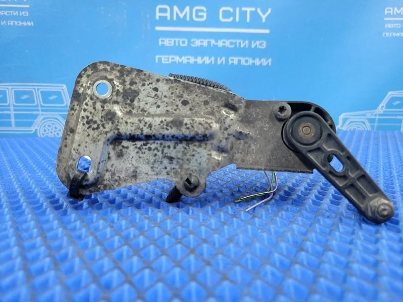 Датчик положения кузова задний Mercedes-Benz