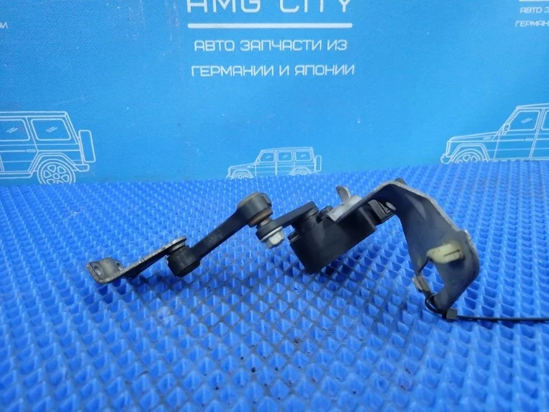 Датчик положения кузова задний Mercedes-Benz