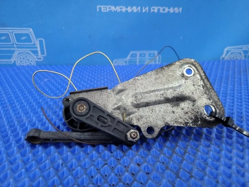 Датчик положения кузова задний Mercedes-Benz