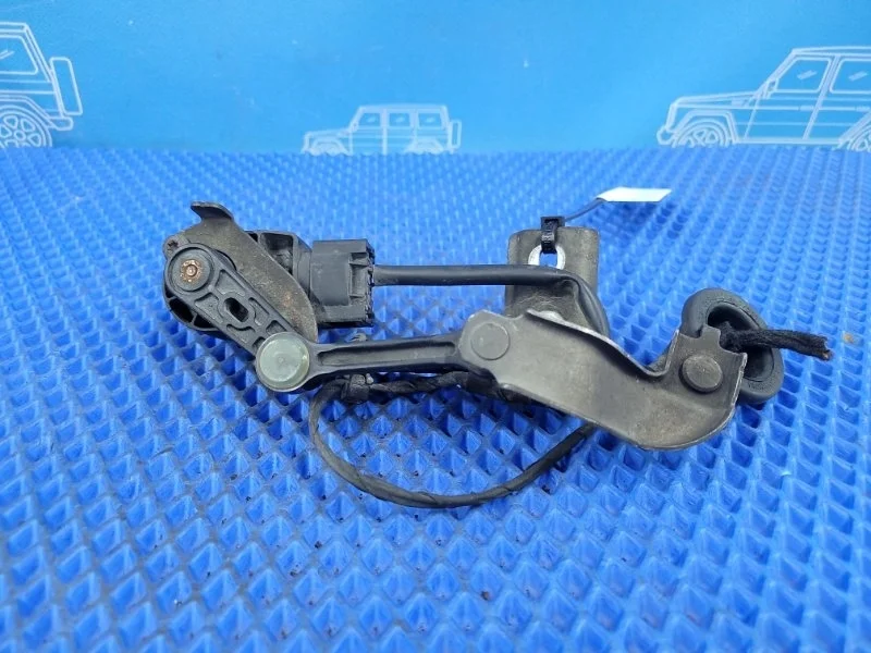 Датчик положения кузова задний Mercedes-Benz