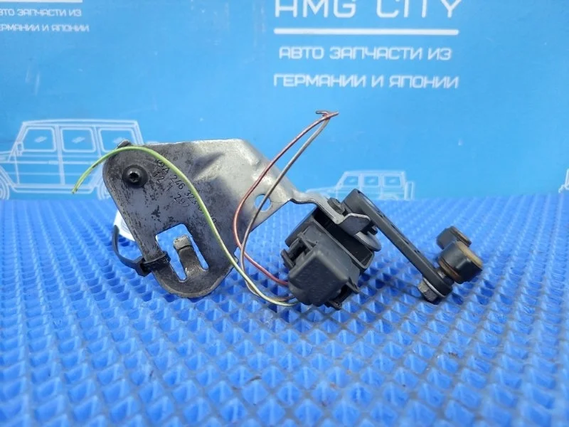 Датчик положения кузова задний Mercedes-Benz