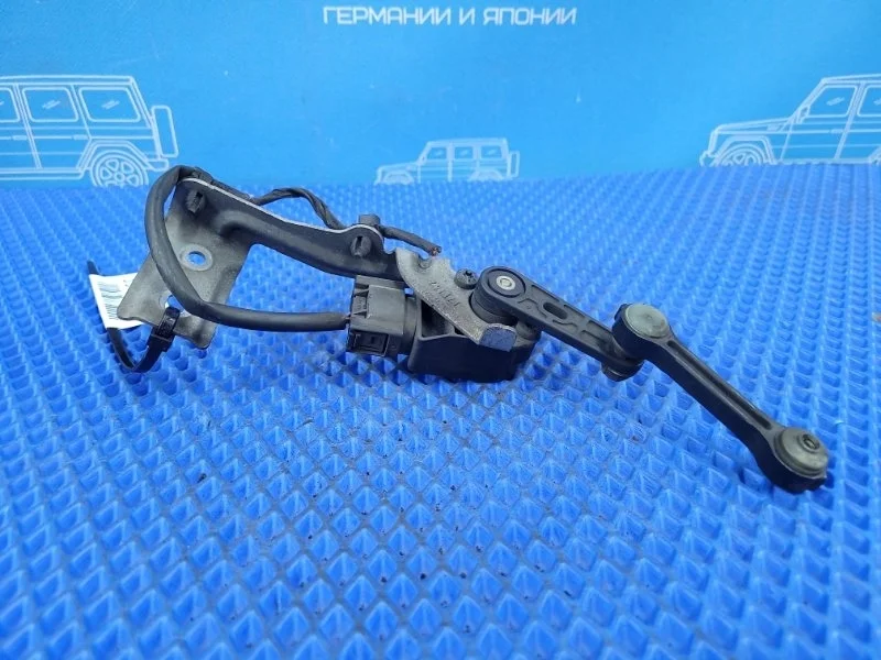 Датчик положения кузова задний Mercedes-Benz