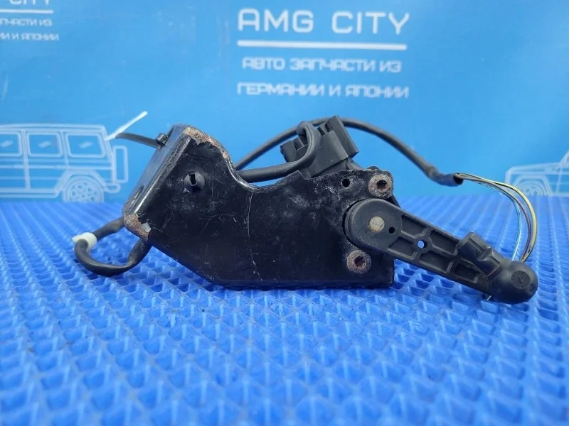 Датчик дорожного просвета Mercedes-Benz S-class