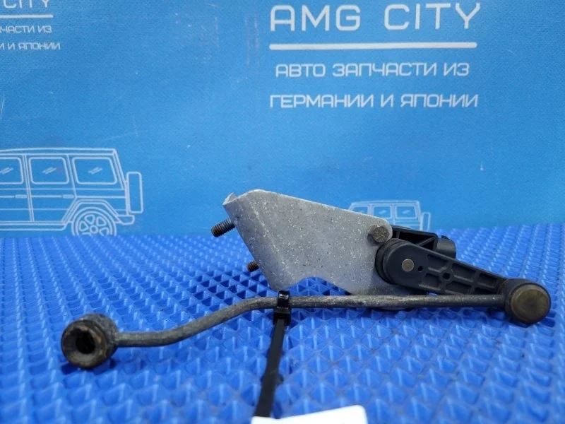 Датчик дорожного просвета Mercedes-Benz E-class