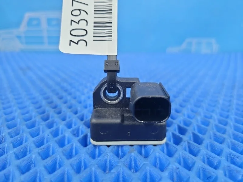 Датчик ускорения Mercedes-Benz M-class W164