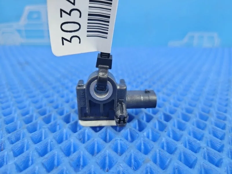 Датчик ускорения Mercedes-Benz GL-class X166