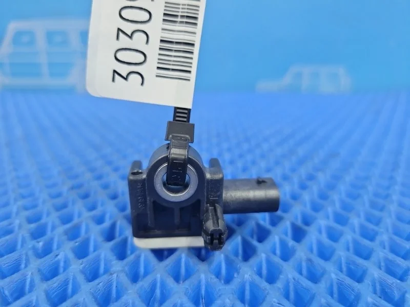 Датчик ускорения Mercedes-Benz GL-class X166