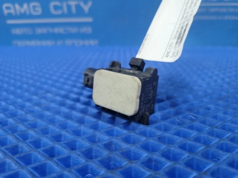 Датчик airbag передний правый Mercedes-Benz