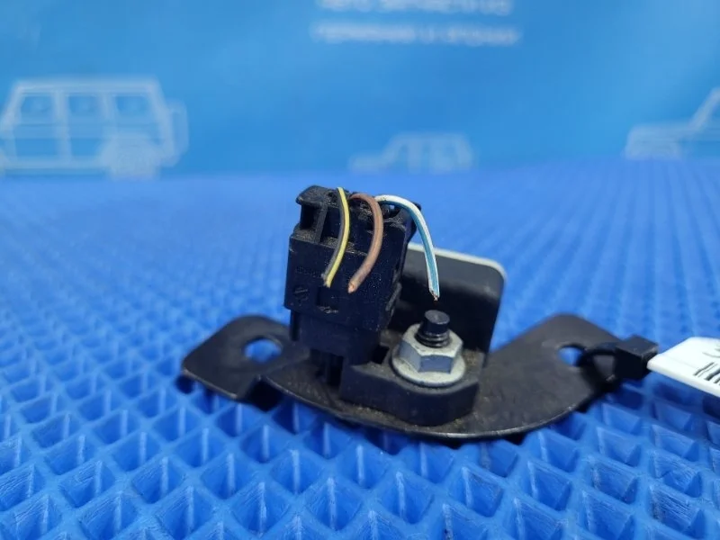 Датчик ускорения Mercedes-Benz M-class W164