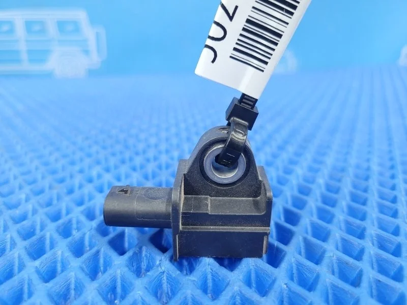 Датчик airbag Mercedes-Benz S-class W222 M256930