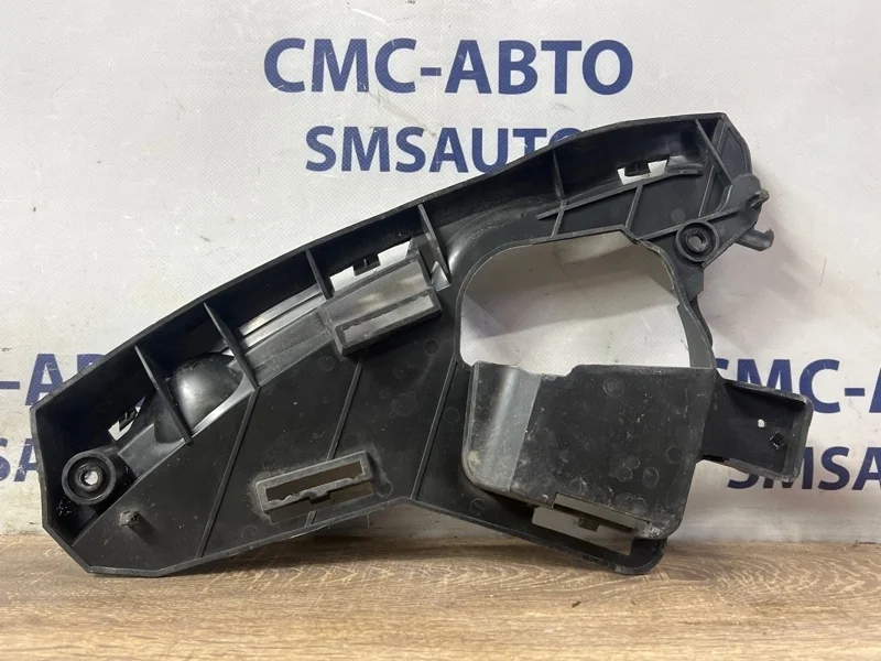 Кронштейн бампера под фару Volvo Xc60 2014-2017 31383886 ХС60 B5254T12, передний правый