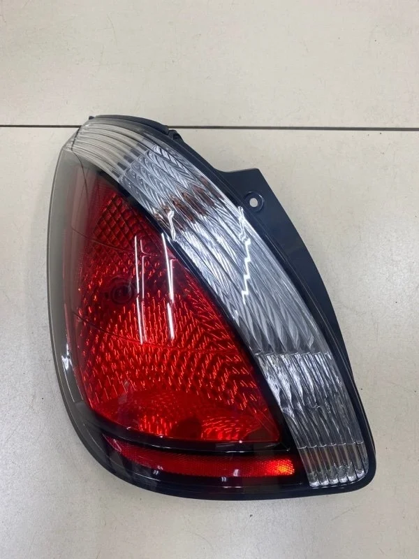 Фонарь задний левый Kia Rio 2 JB ХЭТЧБЕК