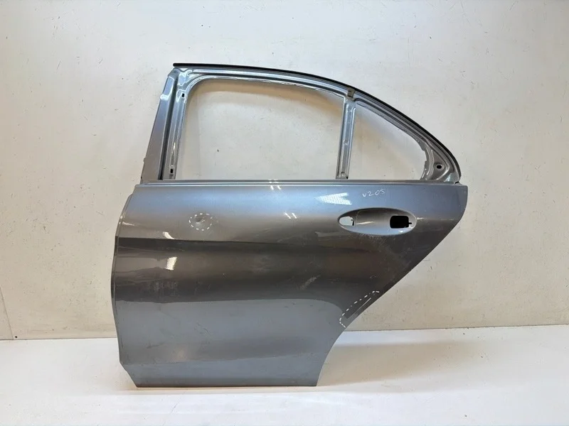 Дверь Mercedes-Benz -Class 2014-2018 W205