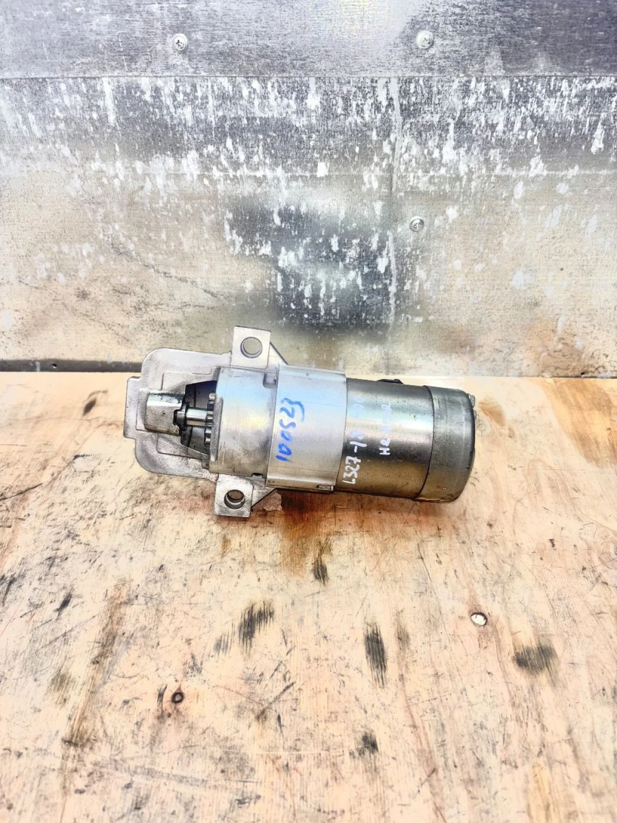 Стартер Мазда CX-7 Mazda CX-7 L32718400 CX-7 I (2006—2009) В наличии