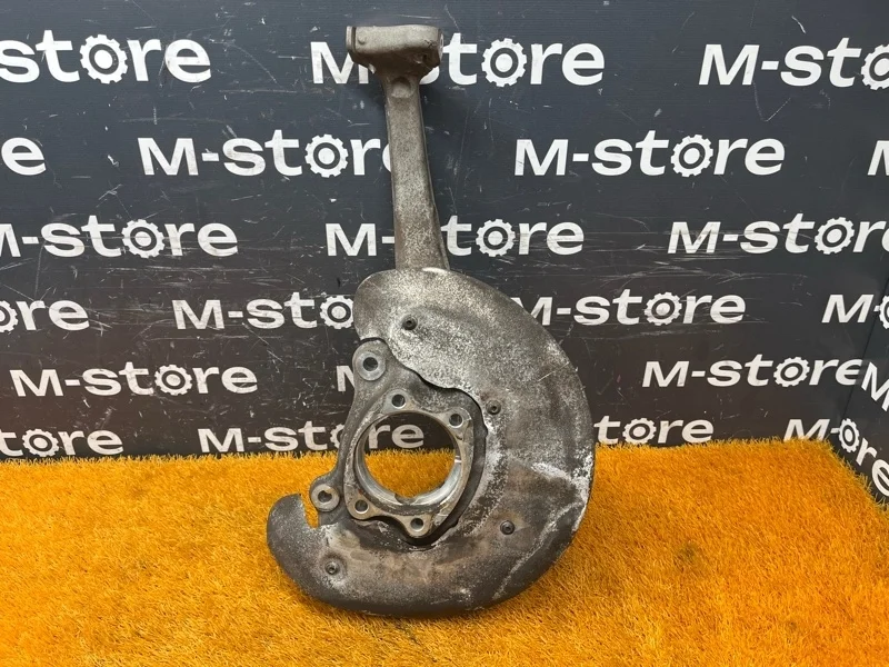 Кулак поворотный Audi A4 2012 4G0407254B B8/8K CDNB, передний правый