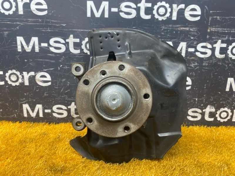 Ступица Bmw 3-Series 2004 31211096430 E46 M54B22 (226S1), передняя правая
