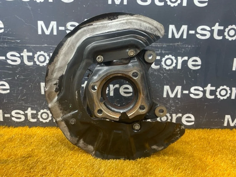 Кулак поворотный Bmw X3 2013 31216855953 F25 N20B20A, передний левый