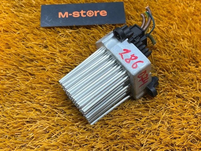 Регулятор отопителя Bmw 3-Series 2004 64116920365 E46 M54B22 (226S1)