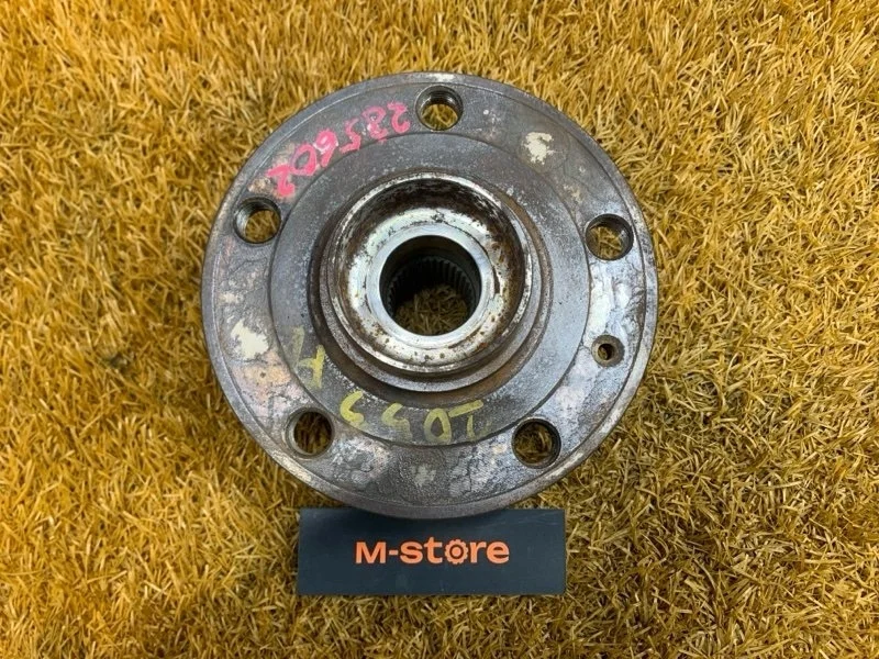 Ступица Volkswagen Passat 2012 1K0407621F B7 CAX, передняя левая