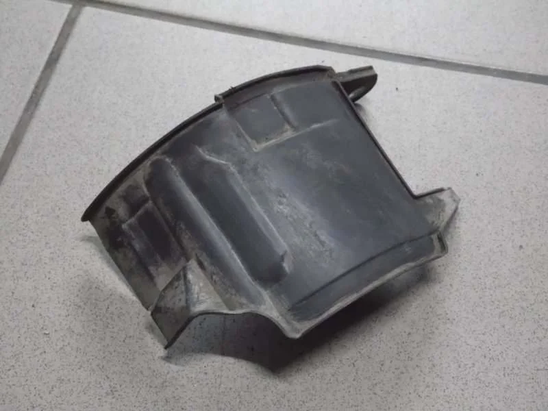 Защитный кожух генератора Renault Logan 2015 8200936108 СЕДАН K4M 2845