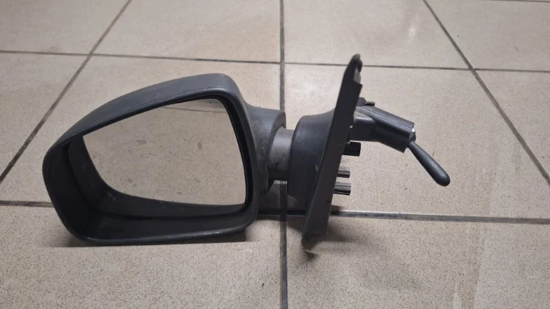 Зеркало заднего вида боковое Renault Logan 2014-2019 963023249R 2, левое