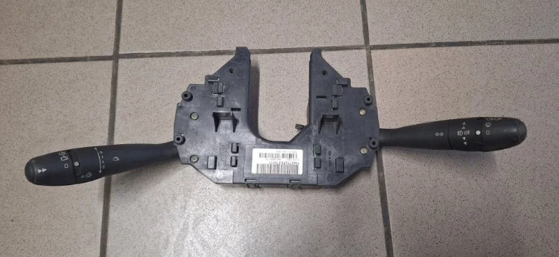 Блок подрулевых переключателей Citroen C4 2004-2014 96627925XT ХЭТЧБЕК