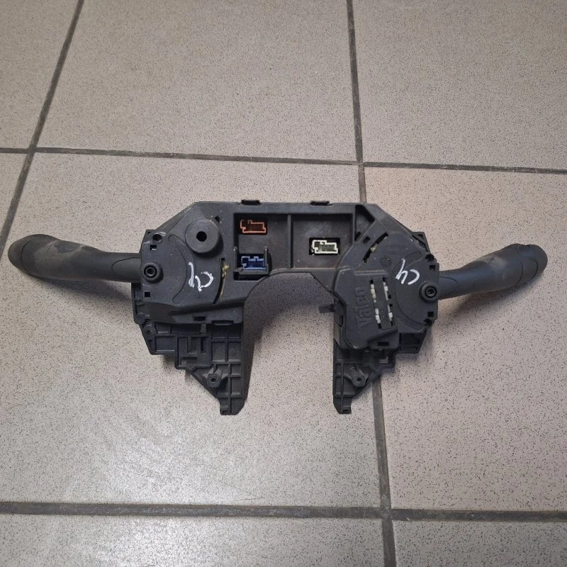 Блок подрулевых переключателей Citroen C4 2004-2014 96627925XT ХЭТЧБЕК