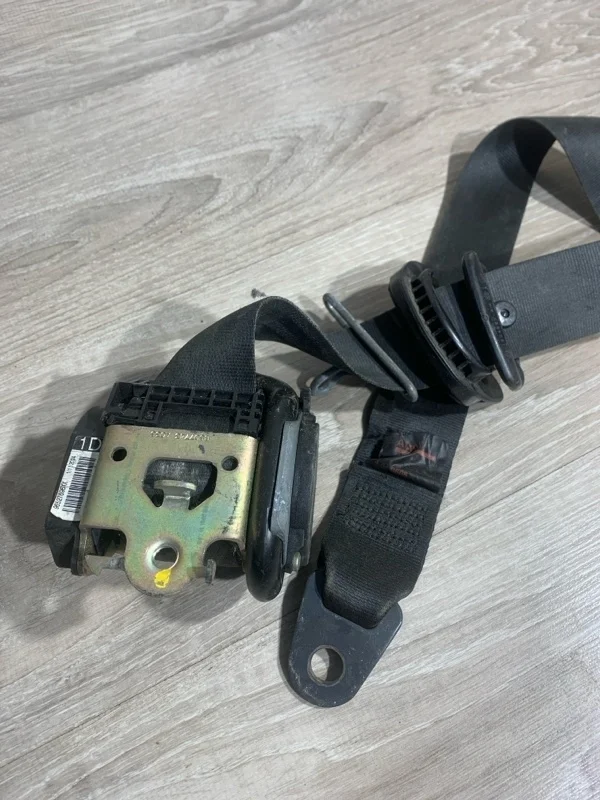 Ремень безопасности Citroen C4 2004-2010 96527696XX 1, передний правый