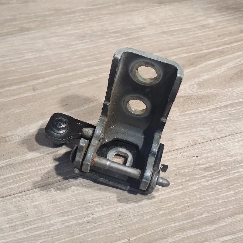 Петля двери Peugeot 308 2007-2015 9035X6