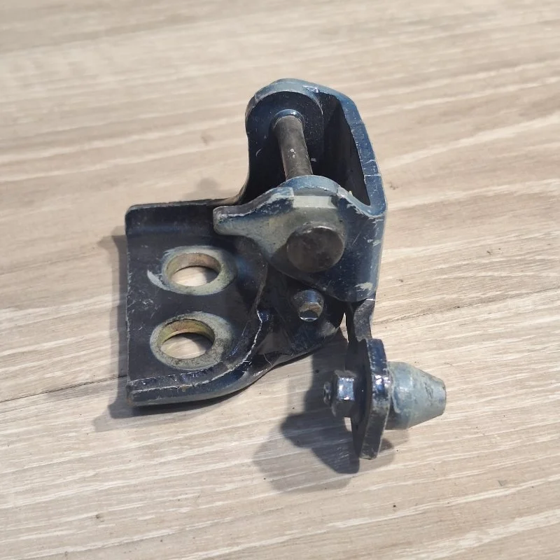 Петля двери Peugeot 308 2007-2015 9035X6