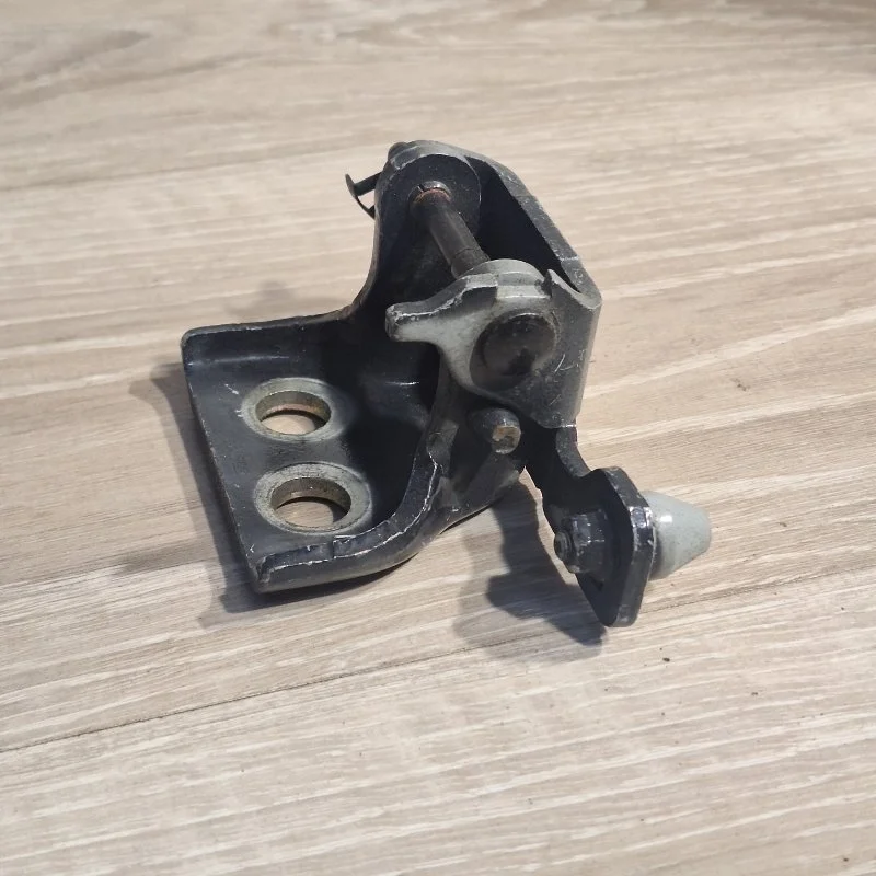 Петля двери Peugeot 308 2007-2015 9035X6