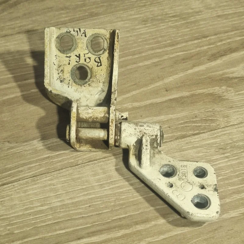 Петля двери Peugeot Partner 2008-2016 8717C1 B9, задняя