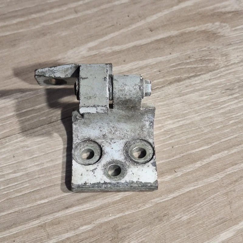 Петля двери Peugeot Partner 2002-2012 9035L0 M59