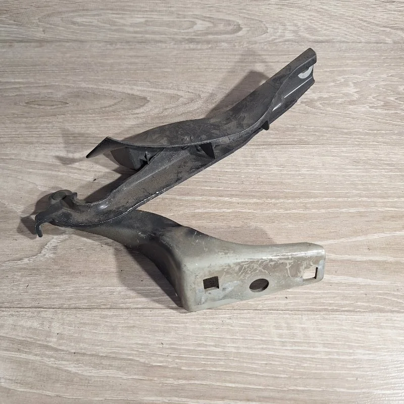 Петля капота Peugeot 308 2007-2015 9656739680, левая