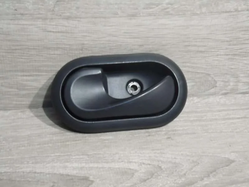 Ручка двери внутренняя Renault Logan 2004-2013 8200733848, левая