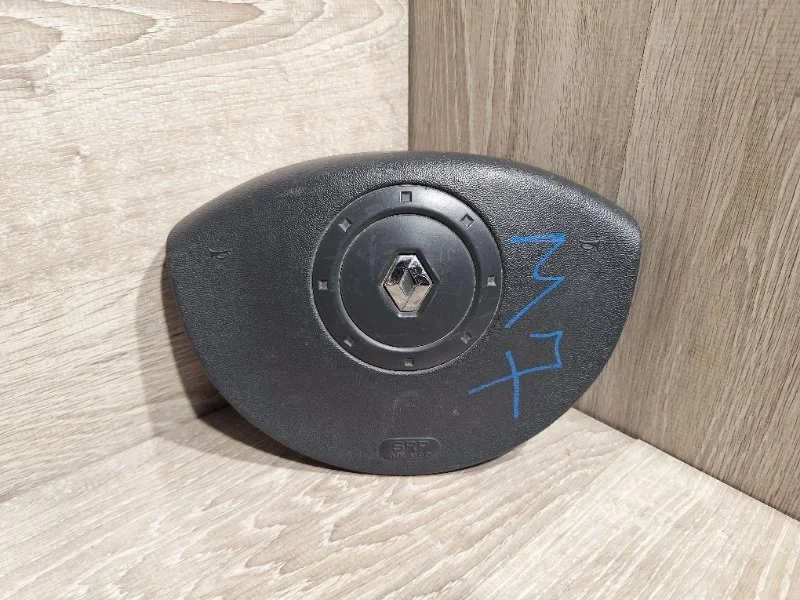 Подушка безопасности в руль Renault Megane 2002-2010 8200381849A 2