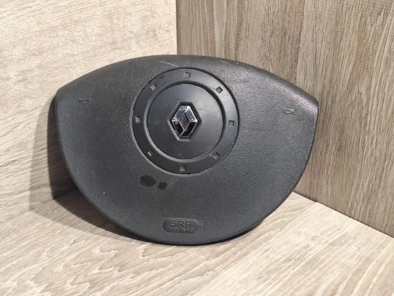 Подушка безопасности в руль Renault Megane 2002-2010 8200381849 2